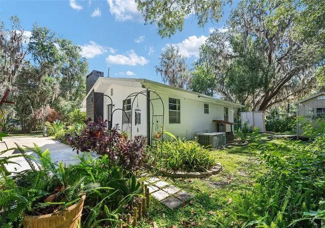 Photo 4 of Single family home for sale at 25140 NE 133rd Place, Fort Mc Coy, FL 32134 | MLS# O6421348 | Listing updated on 2026-07-26