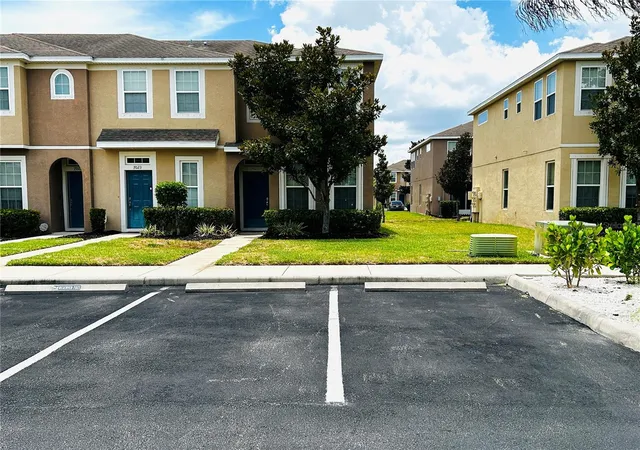 Homes for sale in Riverview, FL | 7021 Timberside Pl, Riverview, FL 33578 | MLS# O6421354