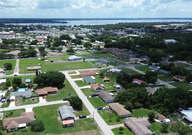 4th image of 3321 Dauphine St, Sebring, FL 33872 | MLS# L4963183