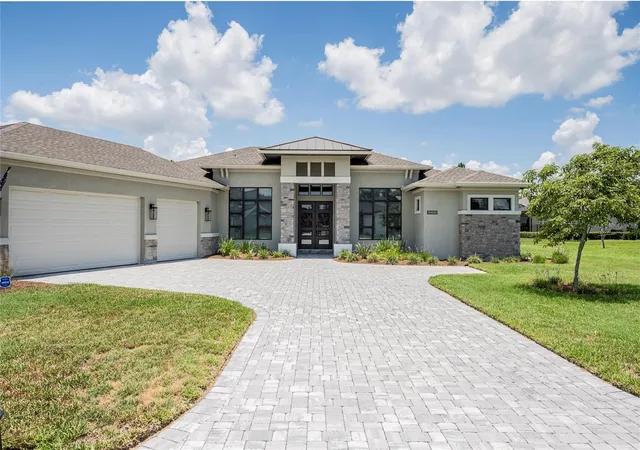 Photo 2 of Single family home for sale at 6545 Emerald Woods Ln, Lakeland, FL 33813 | MLS# L4963184 | Listing updated on 2026-10-08