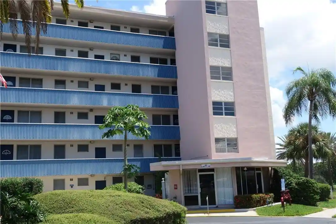 Listing Photo 2 - Condo for sale in 200 N Betty Ln located at 200 N Betty Ln, Clearwater, FL 33755 - Unit #2E