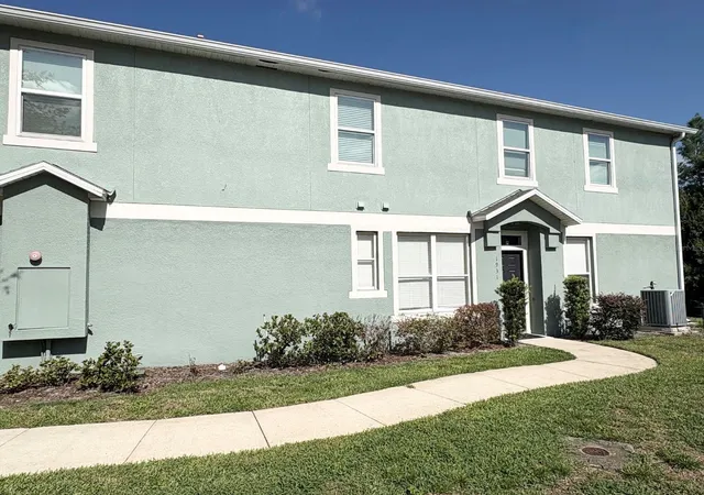 Homes for sale in Sanford, FL | 1931 San Jacinto Cir #1931, Sanford, FL 32771 | MLS# O6421363