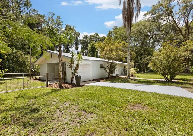 Homes for sale in Williston, FL | 3151 Ne 176Th Ter, Williston, FL 32696 | MLS# OM727701