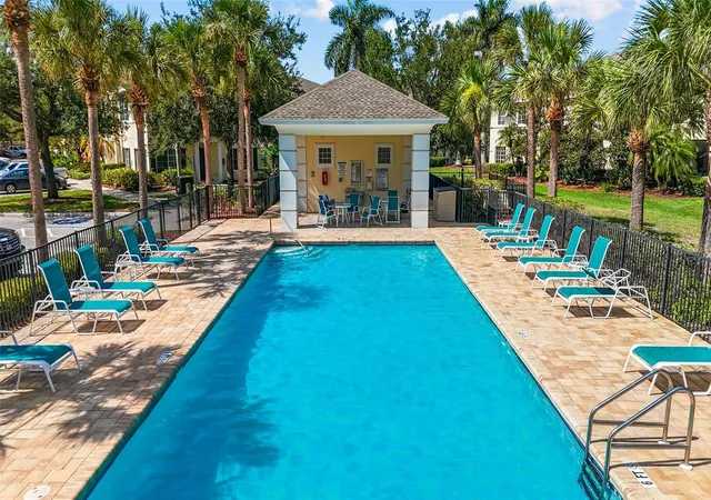 Photo 3 of Townhouse for sale at 220 Cape Harbour Loop #Unit 101, Bradenton, FL 34212 | MLS# A4698660 | Listing updated on 2026-10-14