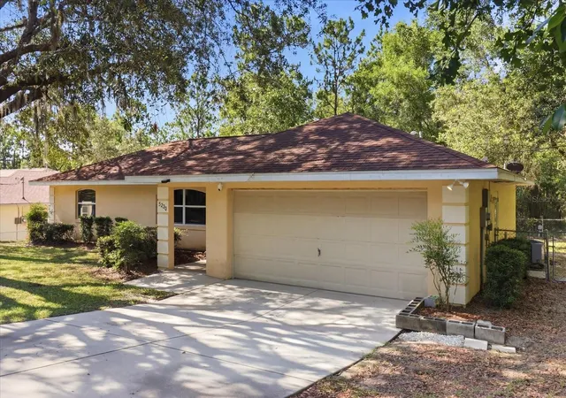 Homes for sale in Inverness, FL | 3220 E Rogers St, Inverness, FL 34453 | MLS# W7887243