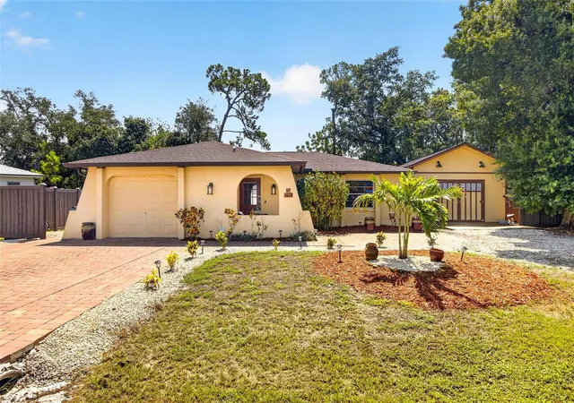 Homes for sale in Port Charlotte, FL | 1018 Kensington St, Port Charlotte, FL 33952 | MLS# A4698663