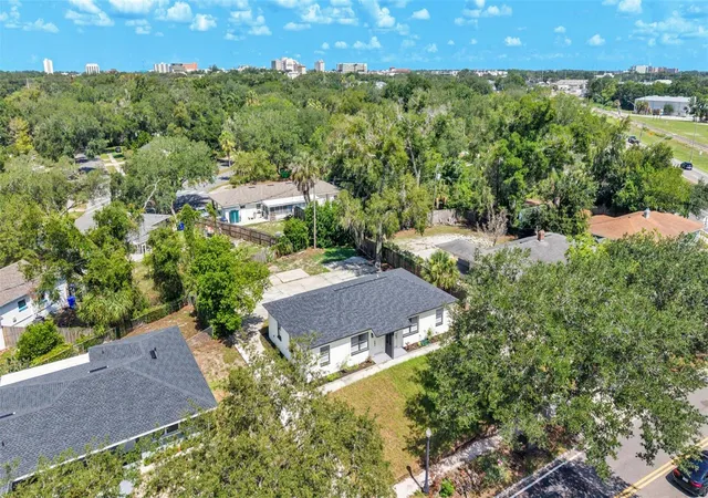 24th image of 621 Hollingsworth Rd, Lakeland, FL 33801 | MLS# L4963189