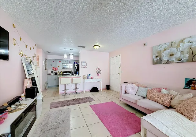 4th image of 1081 Hiawassee #713, Orlando, FL 32835 | MLS# O6421384