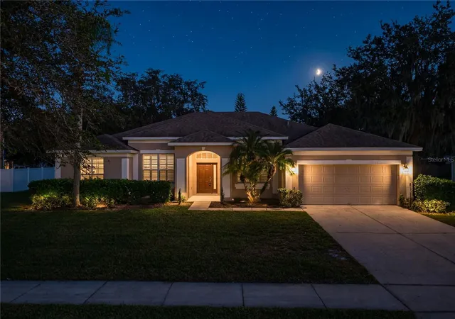Photo 2 of Single family home for sale at 3127 Conrad Ct, Kissimmee, FL 34744 | MLS# S5152828 | Listing updated on 2026-10-14