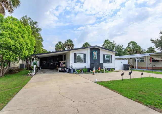 Homes for sale in Debary, FL | 106 Leisure World Dr N, Debary, FL 32713 | MLS# O6421389