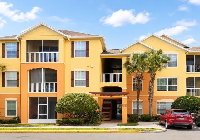 Homes for sale in Orlando, FL | 6240 Contessa Dr #204, Orlando, FL 32829 | MLS# G5114511