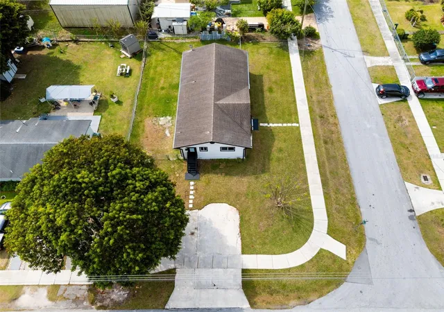 Homes for sale in Homestead, FL | 1867 Nw 8th Ave, Homestead, FL 33030 | MLS# N6144887