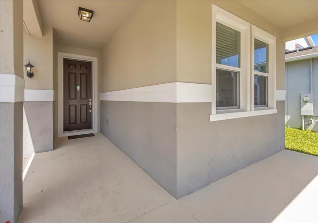 Photo 3 of Single family home for sale at 8060 Bowery Dr, Winter Garden, FL 34787 | MLS# O6421395 | Listing updated on 2026-09-24