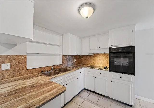 Photo 4 of Single family home for sale at 7520 Camelot Rd, Port Richey, FL 34668 | MLS# O6421400 | Listing updated on 2026-07-08
