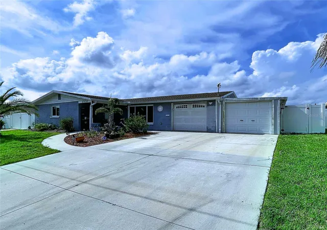 Homes for sale in Hudson, FL | 6536 Leeside Iss, Hudson, FL 34667 | MLS# TB8524944