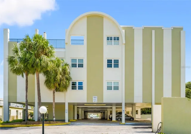 Homes for sale in St Petersburg, FL | 4651 1st St Ne #306, St Petersburg, FL 33702 | MLS# TB8524947