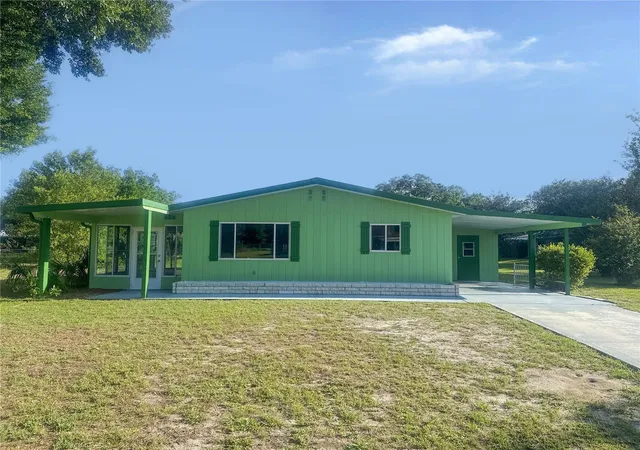 Photo 1 of Single family home for sale at 9095 Sw 104th Lane, Ocala, FL 34481 | MLS# OM727717 | Listing updated on 2026-08-28