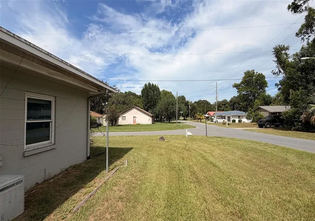 Homes for sale in Inverness, FL | 1411 Lakeshore Dr, Inverness, FL 34450 | MLS# TB8524957
