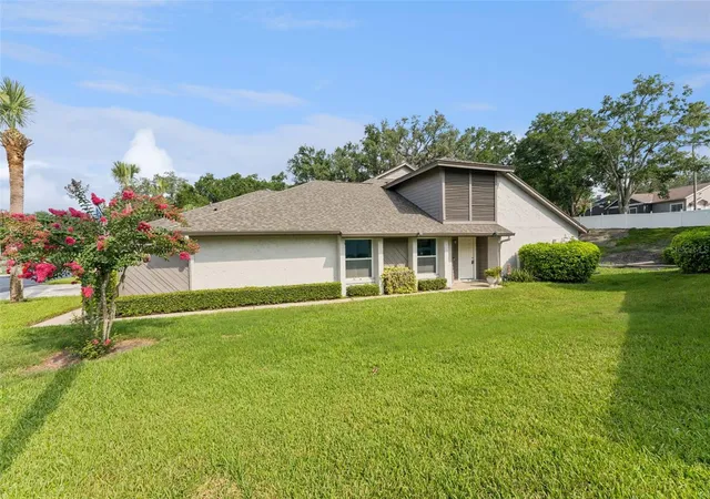 Homes for sale in Altamonte Springs, FL | 145 Olive Tree Cir #145, Altamonte Springs, FL 32714 | MLS# O6421418