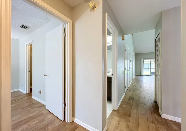 4th image of 2305 Sun Valley Cir, Winter Park, Fl 32792, Winter Park, FL 32792 | MLS# O6421422
