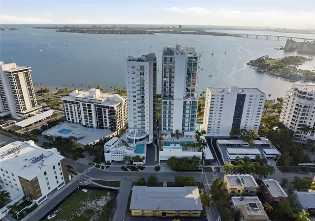 Photo 2 of Condo for sale at 615 S Palm Ave #10, Sarasota, FL 34236 | MLS# TB8524968 | Listing updated on 2026-09-15