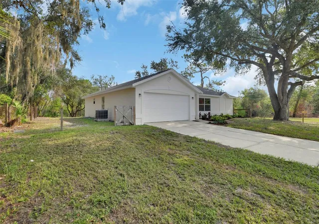 Homes for sale in De Leon Springs, FL | 1251 Seminole Dr, De Leon Springs, FL 32130 | MLS# V4949968
