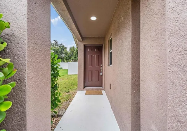 Photo 3 of Single family home for sale at 7013 Forest Mere Dr, Riverview, FL 33578 | MLS# TB8524981 | Listing updated on 2026-09-29