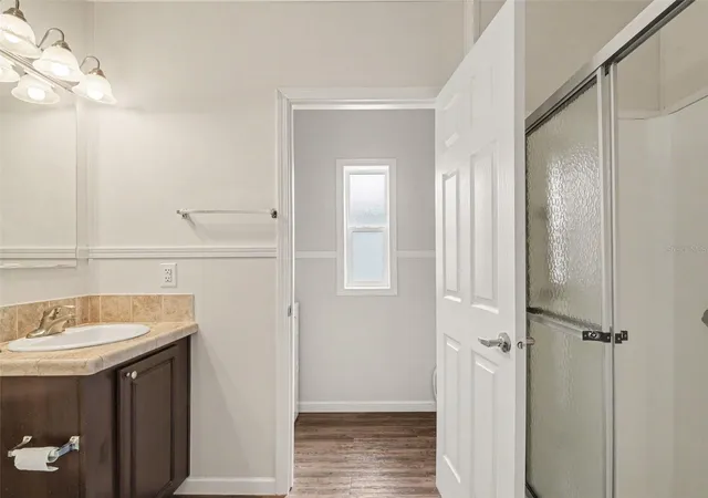 3rd image of 312 52Nd Ave W, Bradenton, FL 34207 | MLS# A4698682