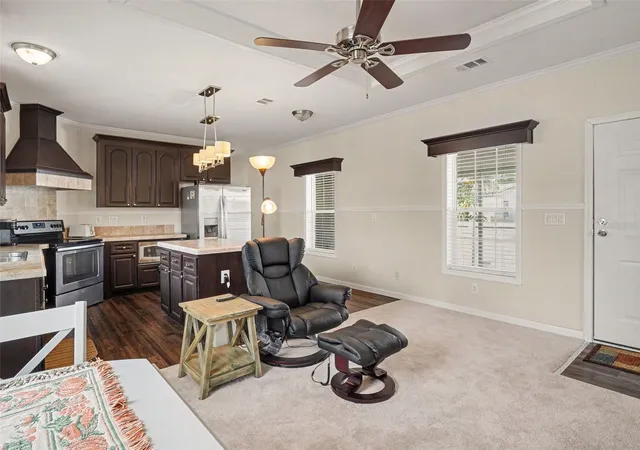 8th image of 312 52nd Ave W, Bradenton, FL 34207 | MLS# A4698682