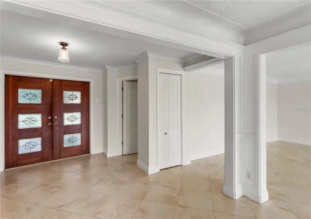Photo 4 of Single family home for sale at 1985 Carolina Ave NE, Saint Petersburg, FL 33703 | MLS# TB8524994 | Listing updated on 2026-10-22