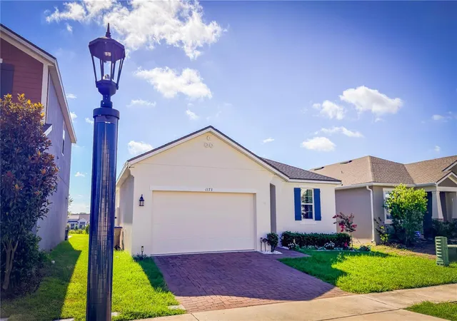Homes for sale in Kissimmee, FL | 1173 Lakeshore Breeze Pl, Kissimmee, FL 34747 | MLS# O6421453