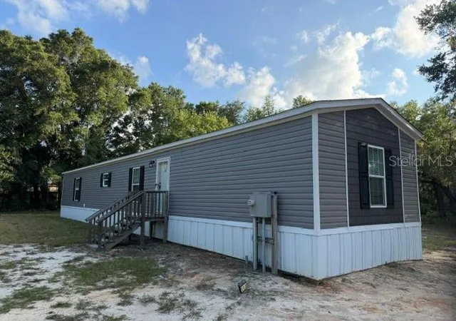 1st image of 113 Magnolia Ave, Hawthorne, FL 32640 | MLS# GC541617