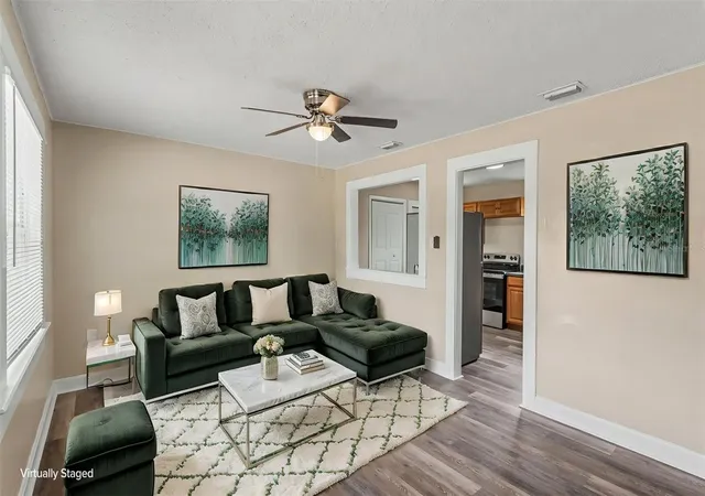 Photo 2 of Single family home for sale at 14 W Johnson Ave, Lake Wales, FL 33853 | MLS# L4963198 | Listing updated on 2026-10-08