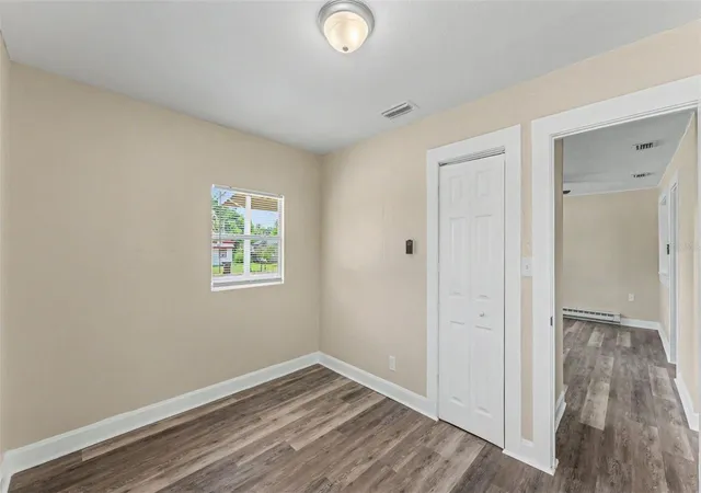 Photo 4 of Single family home for sale at 14 W Johnson Ave, Lake Wales, FL 33853 | MLS# L4963198 | Listing updated on 2026-10-08