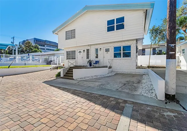 Homes for sale in Sarasota, FL | 6020 Midnight Pass Rd #49, Sarasota, FL 34242 | MLS# A4698693