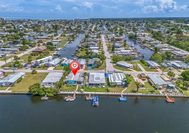 3rd image of 6630 Tower Dr, Hudson, FL 34667 | MLS# TB8525021