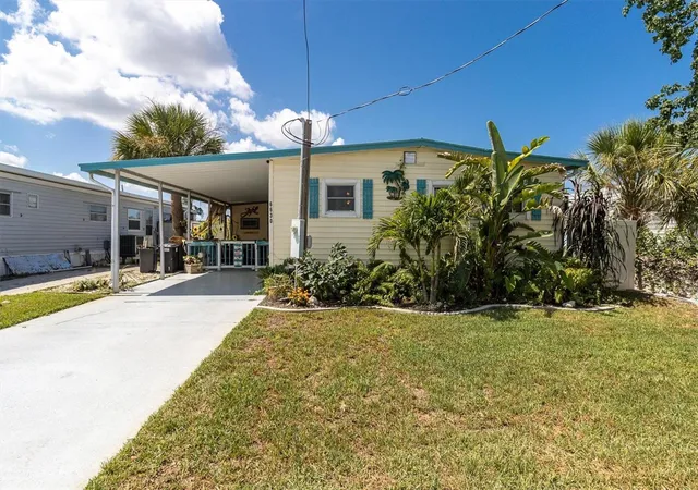 5th image of 6630 Tower Dr, Hudson, FL 34667 | MLS# TB8525021