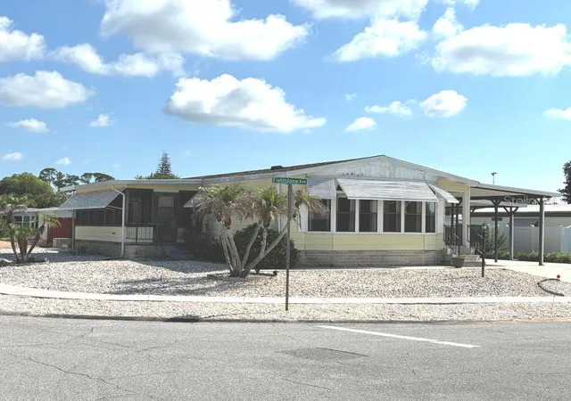 1st image of 719 Fieldstone Ave, Port Orange, FL 32129 | MLS# V4949974