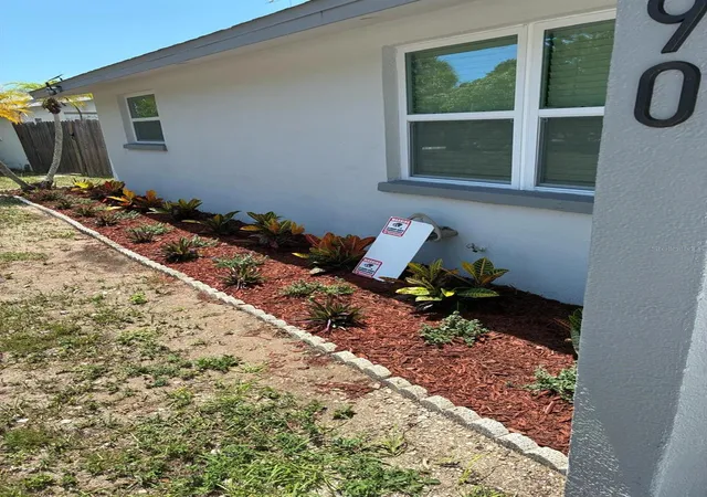 2nd image of 8290 Osprey Rd, Englewood, FL 34224 | MLS# C7527939