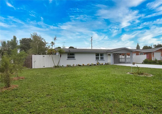 Photo 4 of Single family home for sale at 8290 Osprey Rd, Englewood, FL 34224 | MLS# C7527939 | Listing updated on 2026-10-09