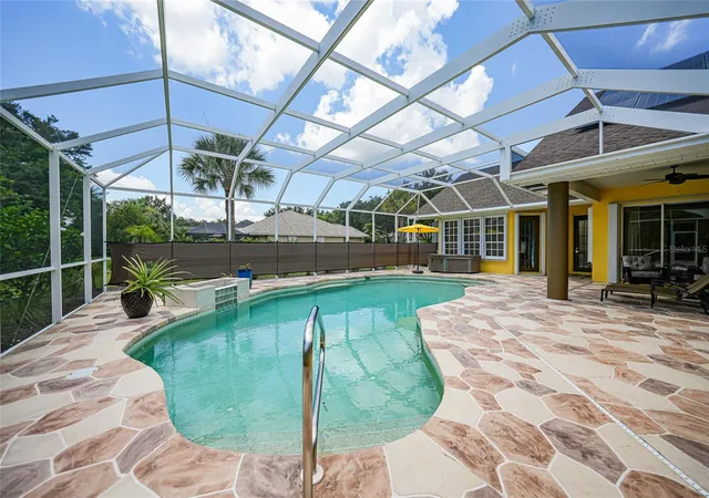 Photo 4 of Single family home for sale at 1064 Harbour Way Pl, Punta Gorda, FL 33983 | MLS# C7527940 | Listing updated on 2026-08-01