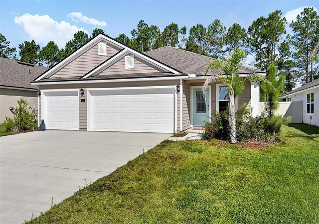 Photo 3 of Single family home for sale at 425 Narvarez Ave, Saint Augustine, FL 32084 | MLS# FC319650 | Listing updated on 2026-09-12