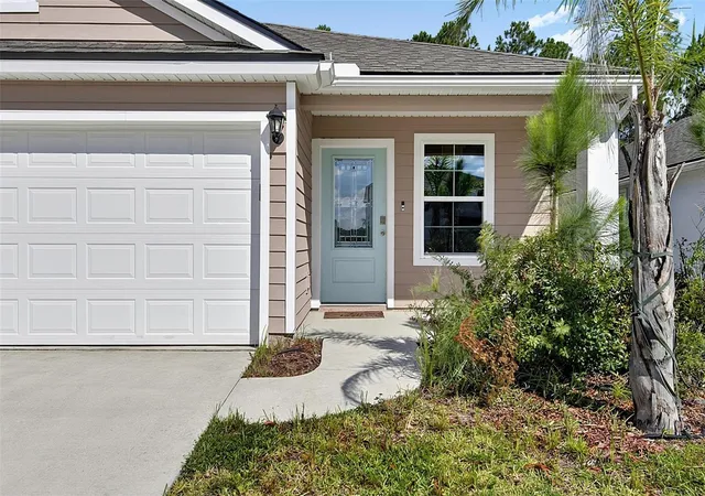 Photo 3 of Single family home for sale at 425 Narvarez Ave, Saint Augustine, FL 32084 | MLS# FC319650 | Listing updated on 2026-09-12