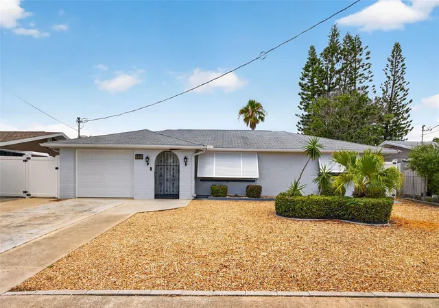 2nd image of 13626 Jennita Dr, Hudson, FL 34667 | MLS# TB8525038