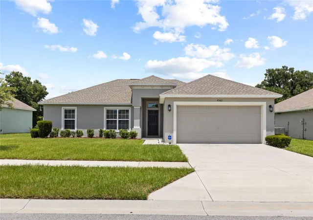 Photo 2 of Sale Pending at 4582 Penkert Pl, Lakeland, FL 33811 | MLS# L4963201 | Listing updated on 2026-08-27