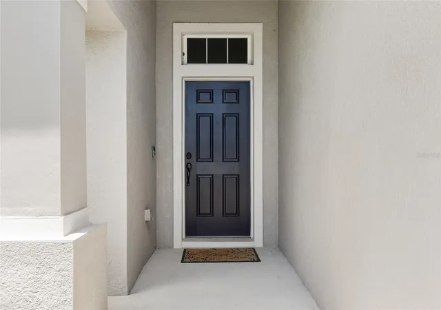 Photo 4 of Sale Pending at 4582 Penkert Pl, Lakeland, FL 33811 | MLS# L4963201 | Listing updated on 2026-08-27