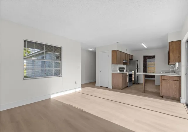 2nd image of 372 Imperial Dr, Casselberry, FL 32707 | MLS# O6421502