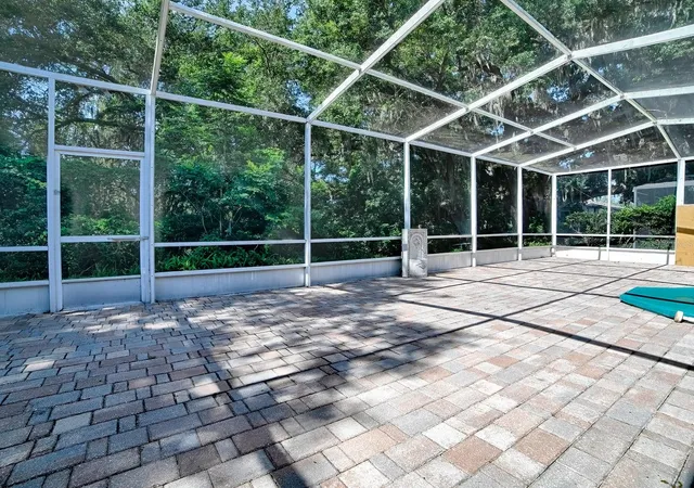 Photo 4 of Single family home for sale at 830 Old Oaks Ln, Leesburg, FL 34748 | MLS# G5114533 | Listing updated on 2026-07-31