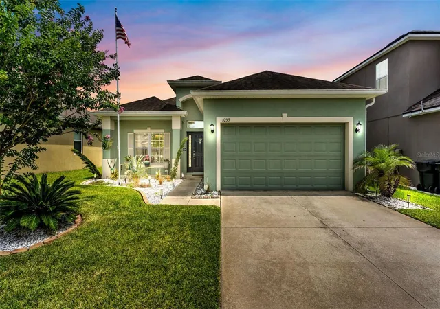 Homes for sale in Lakeland, FL | 1053 Krenson Woods Rd, Lakeland, FL 33813 | MLS# L4963202