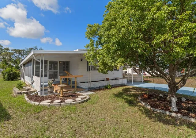 Homes for sale in Brooksville, FL | 9075 Highpoint Blvd, Brooksville, FL 34613 | MLS# TB8525046